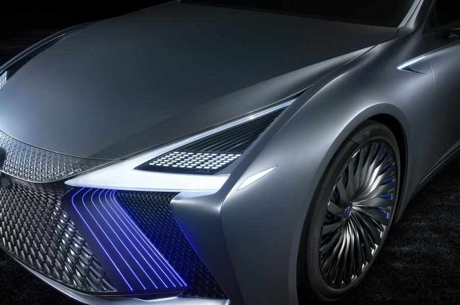 Детали экстерьера Lexus LS+ Concept 2017 года  (фото 13 из 18)